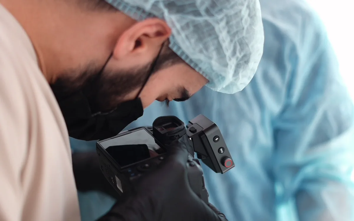 An Imperia Dent doctor taking a patient photo protocol